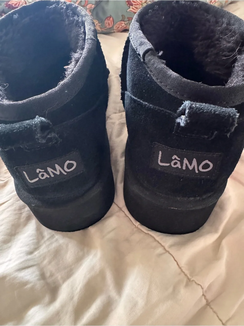 Lamo Women's Black Winter Cozy Booties- platform